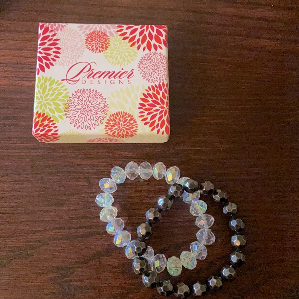 ❤️EUC Premier Designs Stretch Bracelets❤️